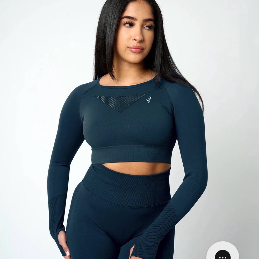 Sujey Long Sleeve Crop Top